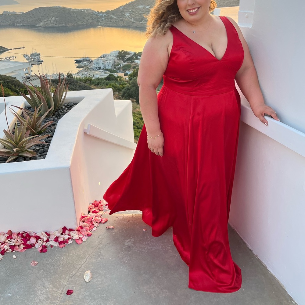 Unaltered Scarlett red dress with pockets for bridesmaid, prom or wedding guest